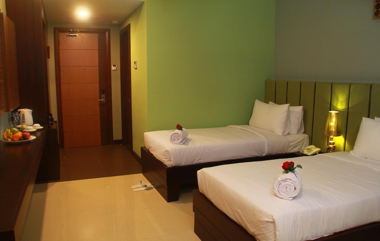 Sutanraja Hotel Kotamobagu Zewnętrze zdjęcie