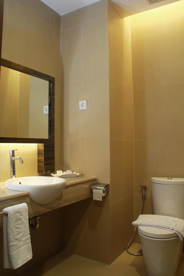 Sutanraja Hotel Kotamobagu Zewnętrze zdjęcie