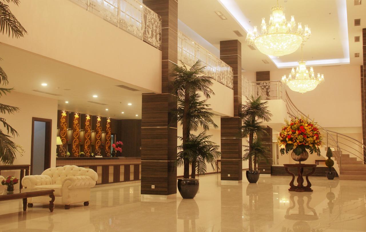 Sutanraja Hotel Kotamobagu Zewnętrze zdjęcie
