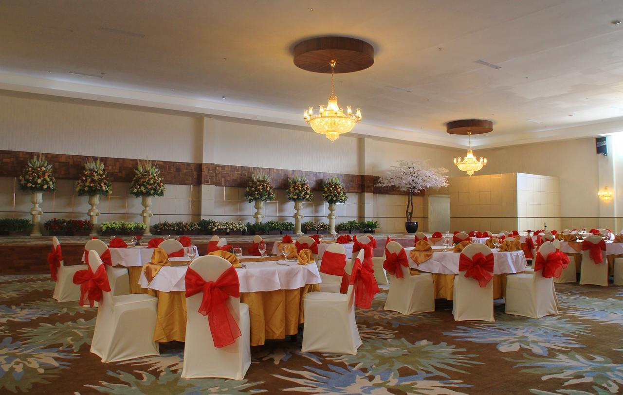 Sutanraja Hotel Kotamobagu Zewnętrze zdjęcie